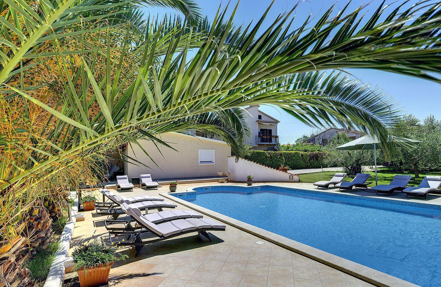 Zum Sandstrand Sind Es Wenige Gehminuten - Geniessen Sie Aber Auch Die Zeit Am Pool Μεντουλίν Εξωτερικό φωτογραφία